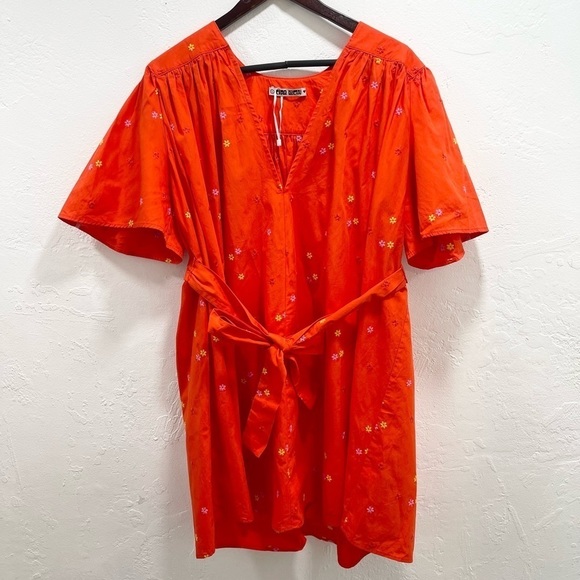 Ciao Lucia Sabrina Dress Poppy Floral - Picture 2 of 6